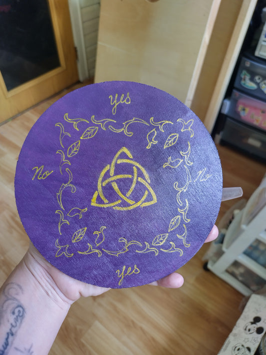 Celtic pendulum board