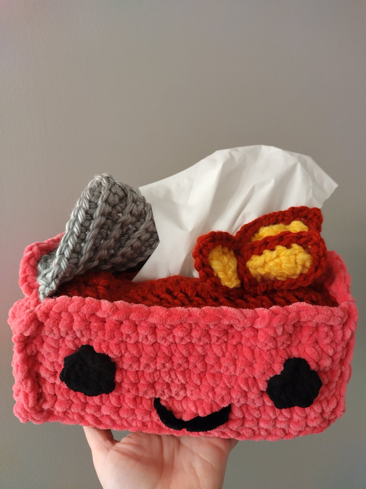 E.S. dumpster fire /Pink