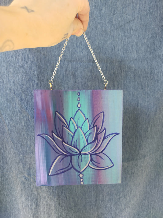 Lotus plaque